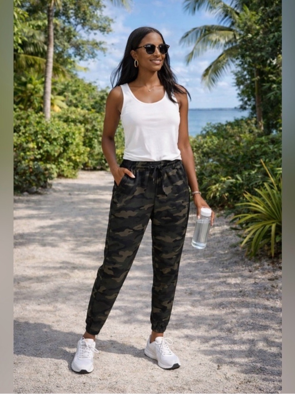 Old Navy Breathe On Camo Jogger Pants - Olive Camouflage Large